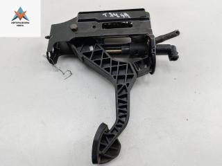 педаль сцепления Volkswagen Golf 4 поколение 1999, 1.4 л., бензин, МКПП, синий, хетчбэк 5 дв., 1J1721373C