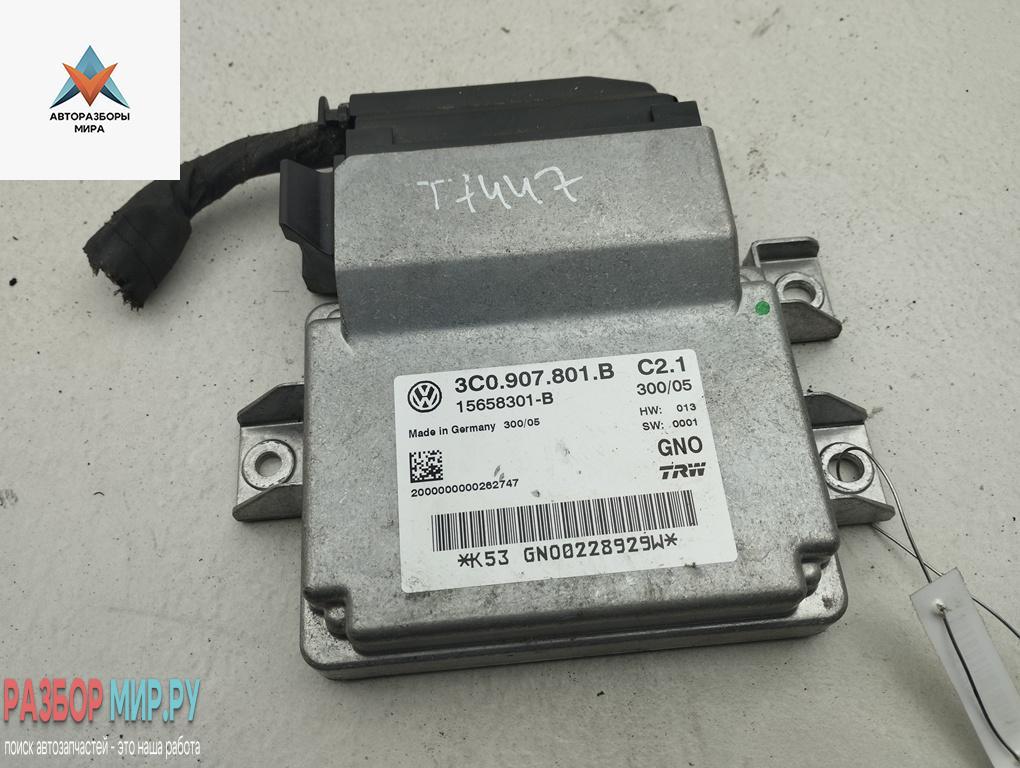 блок управления ручником Volkswagen Passat B6 2005, 2.0 л., дизель, МКПП, серый, универсал, 3C0907801B - фото №1