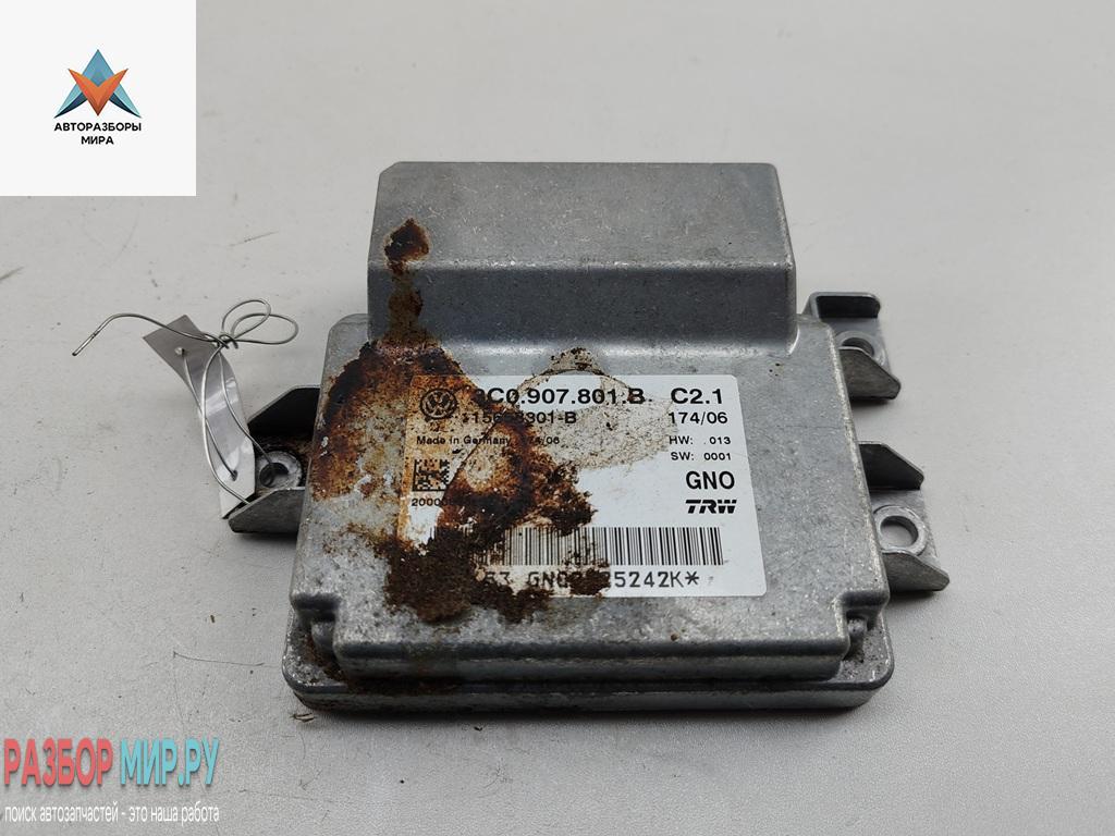 блок управления ручником Volkswagen Passat B6 2006, 2.0 л., бензин, МКПП, синий, универсал, 3C0907801B - фото №1
