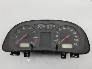 приборная панель Volkswagen Golf-4 1999, 1.4 л., бензин, МКПП, синий, хетчбэк 5 дв., 1J0919881