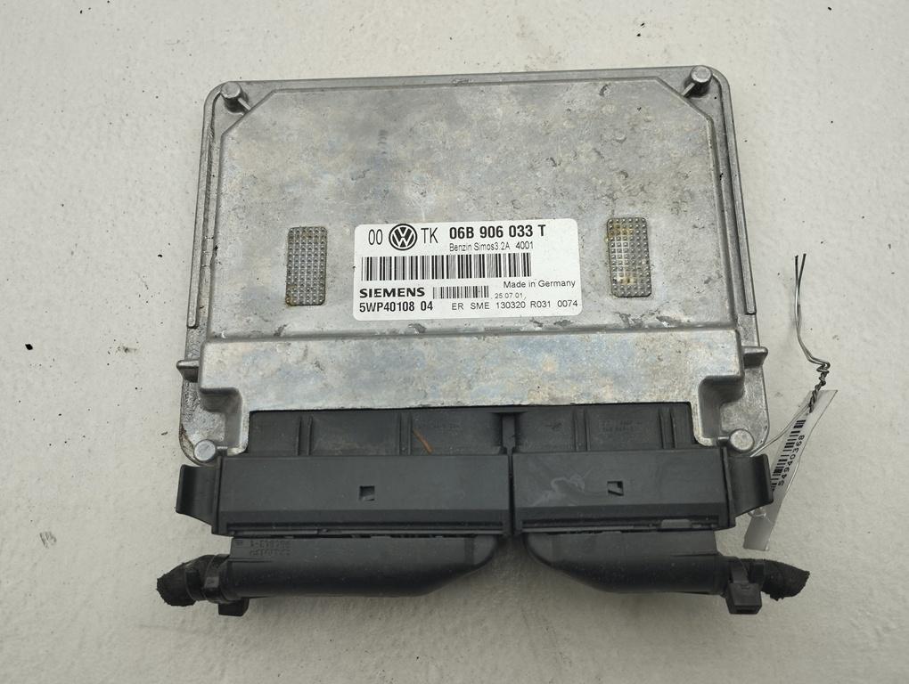 ЭБУ Volkswagen Passat B5+ (GP) 2001, 2.0 л., бензин, МКПП, синий, универсал, 06B906033T