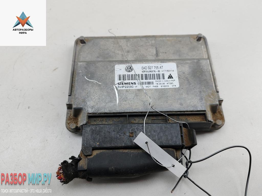 блок управления раздаткой Volkswagen Touareg 1 поколение 2006, 3.0 л., дизель, АКПП, серый, внедорожник 5 дв., 0AD927755AT - фото №1