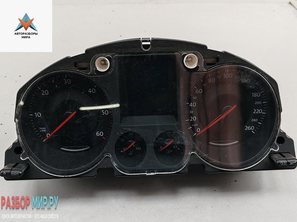 приборная панель Volkswagen Passat B6 2006, 2.0 л., дизель, МКПП, чёрный, универсал - фото №1