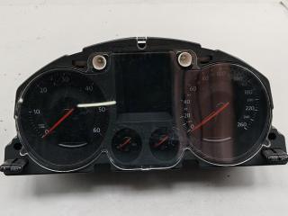 приборная панель Volkswagen Passat B6 2006, 2.0 л., дизель, МКПП, чёрный, универсал