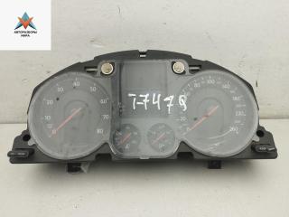 приборная панель Volkswagen Passat B6 2006, 2.0 л., бензин, МКПП, синий, универсал