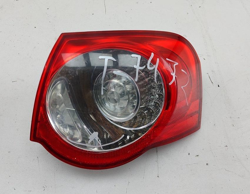 фонарь задний правый Volkswagen Passat B6 2006, 2.0 л., дизель, МКПП, чёрный, универсал, 3C99945096C
