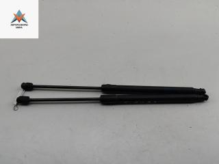 амортизатор крышки багажника (3-5 двери) Volkswagen Passat B6 2006, 2.0 л., дизель, МКПП, чёрный, универсал, 3C9827550A