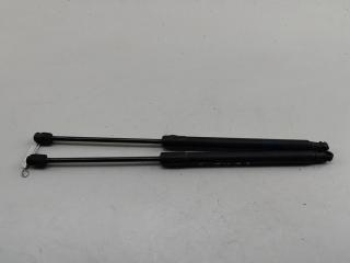 амортизатор крышки багажника (3-5 двери) Volkswagen Passat B6 2006, 2.0 л., дизель, МКПП, чёрный, универсал, 3C9827550A