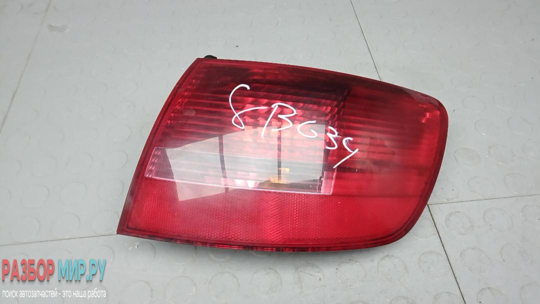 фонарь задний правый Audi A6 Allroad Quattro C6 2006, 3.0 л., дизель, АКПП, универсал - фото №1
