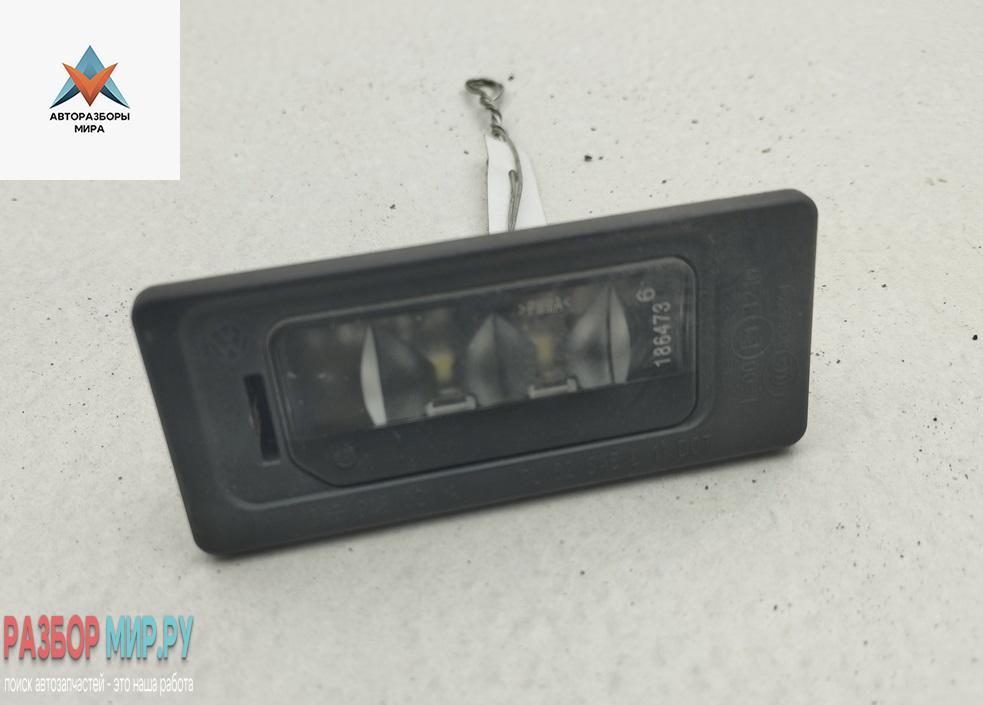 подсветка номера Volkswagen Passat B7 2013, 2.0 л., дизель, АКПП, серый, универсал, 3AF943021A - фото №1