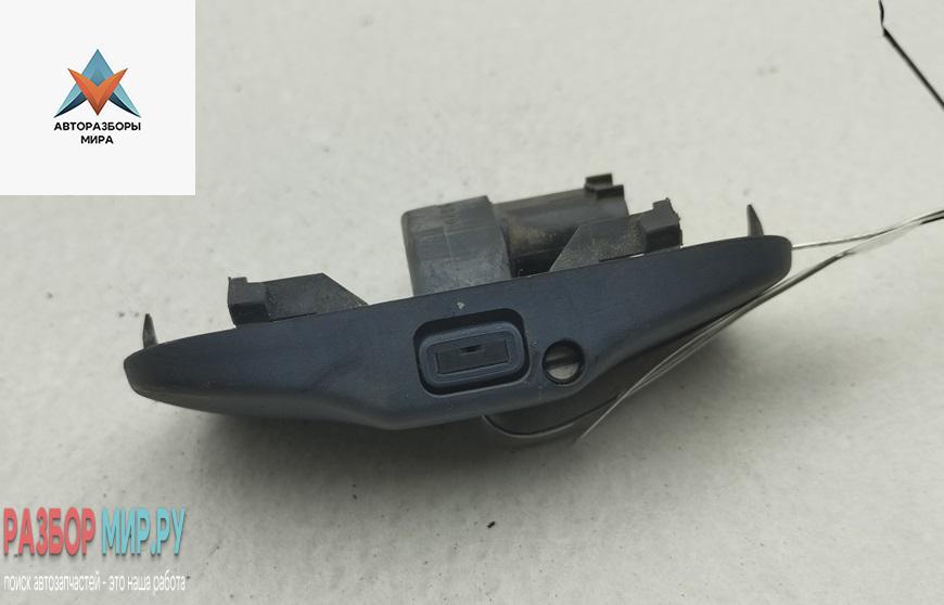 форсунка омывателя лобового стекла Volkswagen Passat B6 2006, 1.6 л., бензин, АКПП, чёрный, универсал, 5M0955986 - фото №1