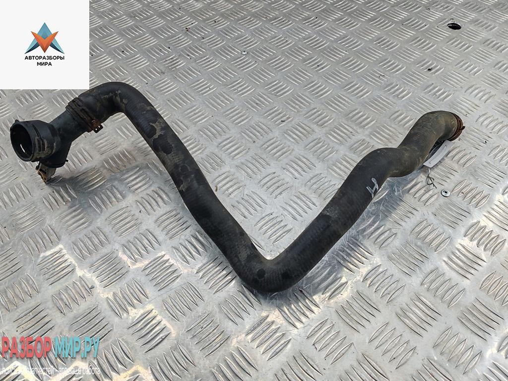 патрубок радиатора Volkswagen Golf 5 поколение 2004, 1.4 л., бензин, 1K0121291AE - фото №1