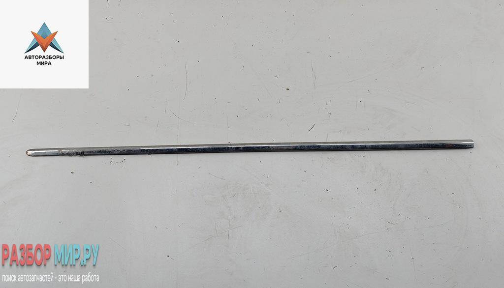 молдинг двери передней левой Volkswagen Passat B6 2005, 2.0 л., дизель, МКПП, серый, универсал, 3C0853515A - фото №1