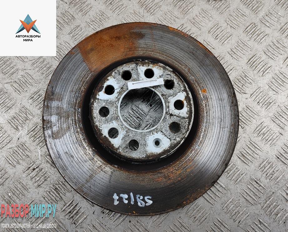 диск тормозной передний Volkswagen Passat B6 2006, 2.0 л., бензин, МКПП, серый, седан - фото №1