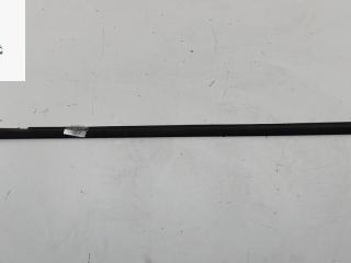 Молдинг стекла двери наружный Volkswagen Passat B5 1998, 1.9 л., дизель, МКПП, зелёный, универсал