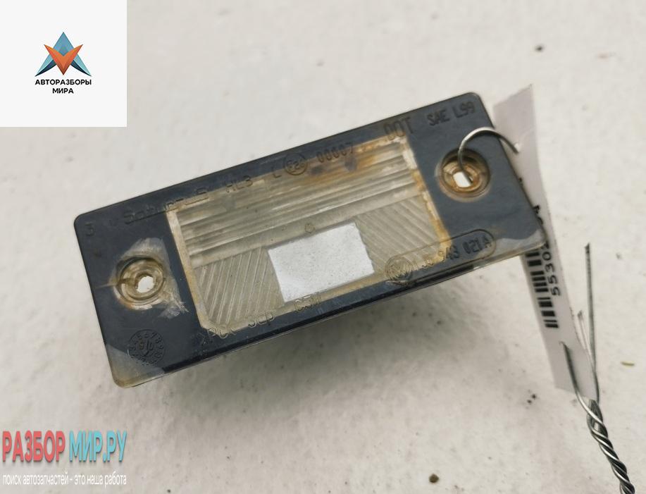 подсветка номера Volkswagen Touareg 1 поколение 2006, 3.0 л., дизель, АКПП, серый, внедорожник 5 дв., 1J5943021A - фото №1