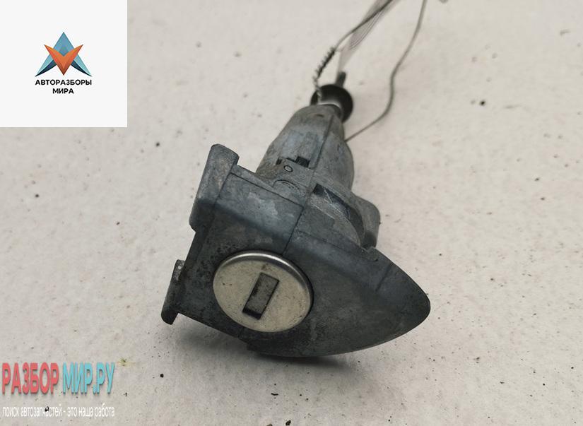 личинка дверного замка Volkswagen Passat B6 2009, 1.4 л., бензин, МКПП, чёрный, универсал, 3C0837167B - фото №1