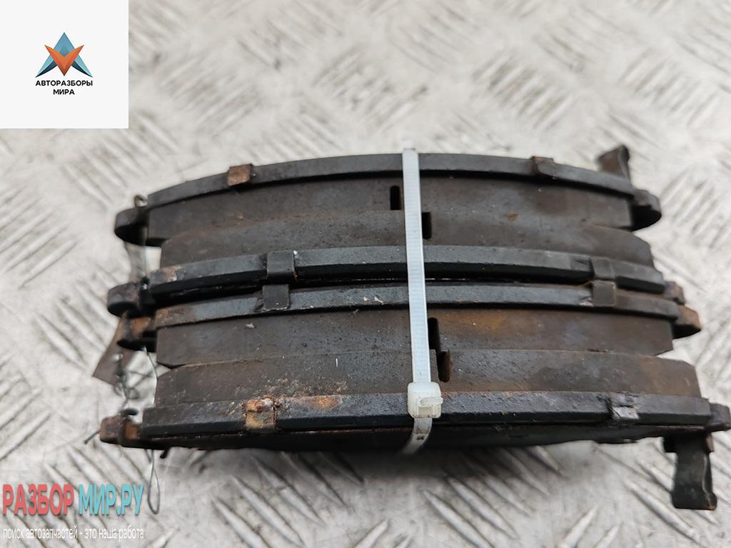 Колодки тормозные передние Ford Transit 6 поколение 2005, 2.0 л., дизель, МКПП, серый, микроавтобус - фото №1