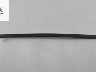 молдинг двери передней правой Volkswagen Golf 4 поколение 1999, 1.9 л., дизель, МКПП, синий, хетчбэк 5 дв., 1J4853516F