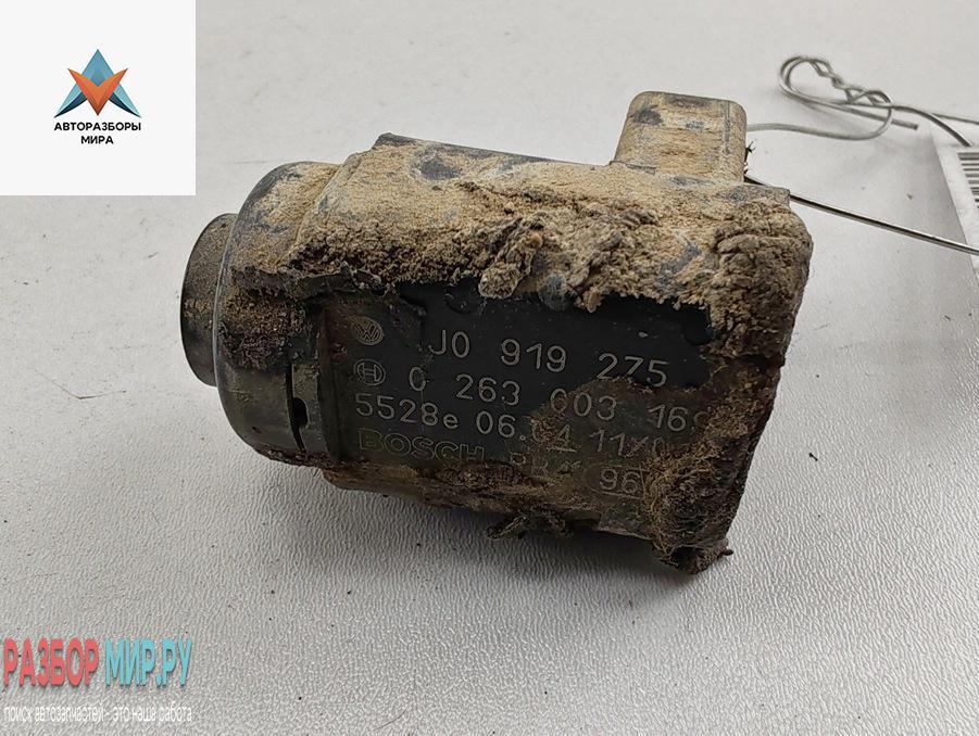 датчик парктроника Volkswagen Touareg 1 поколение 2006, 3.0 л., дизель, АКПП, серый, внедорожник 5 дв., 1J0919275 - фото №1