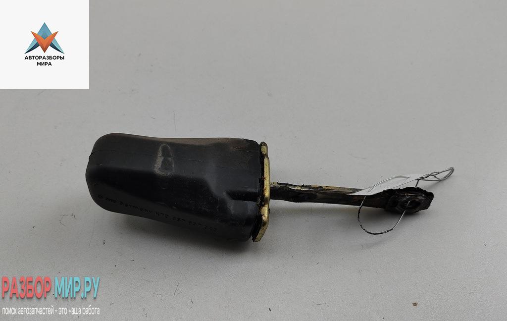 ограничитель открывания двери Volkswagen Transporter T4 1997, микроавтобус - фото №1