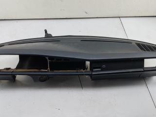 панель передняя салона (торпедо) Mercedes-Benz C-Класс W201 [рестайлинг] 1989, 2.0 л., бензин, МКПП, красный, седан