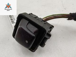 кнопка открывания люка Mercedes-Benz SLK-Класс R170 [рестайлинг] 2002, 2.3 л., бензин, МКПП, чёрный, кабриолет, 1298201610