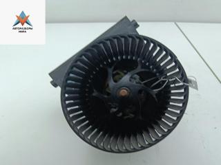 моторчик печки Volkswagen Golf 4 поколение 1999, 1.6 л., бензин, МКПП, синий, хетчбэк 5 дв., 1J1819021A