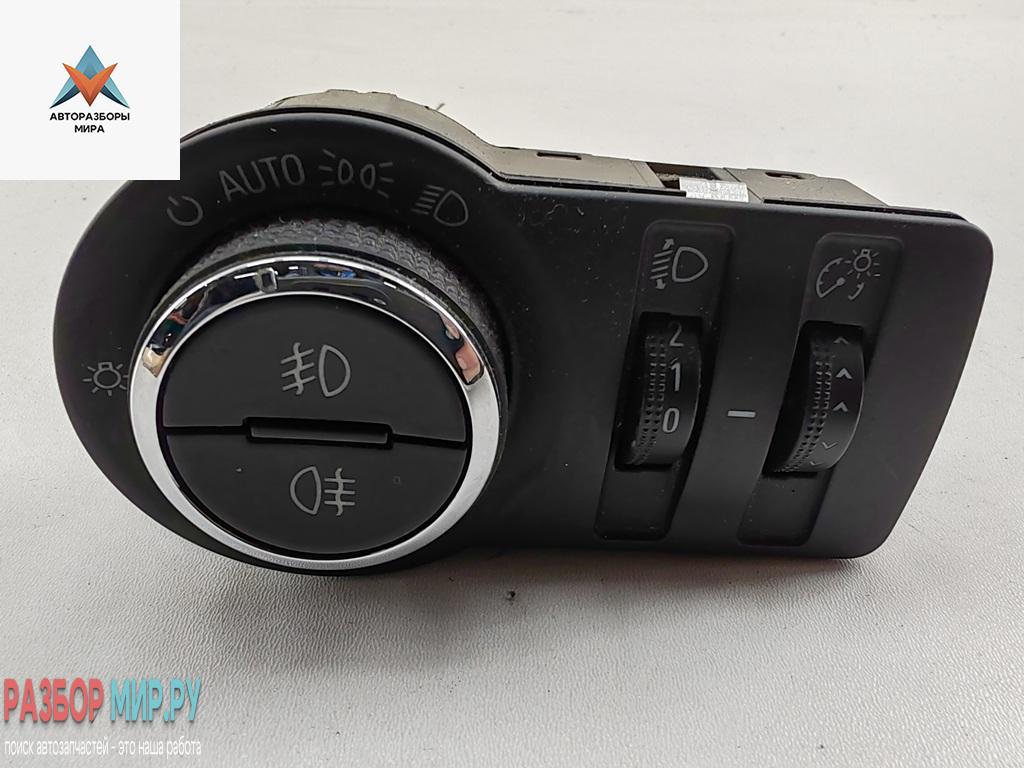 переключатель света Opel Insignia 1 поколение (A) 2011, 1.4 л., бензин, МКПП, белый, седан, 13268702 - фото №1