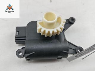 моторчик заслонки печки Skoda Yeti 1 поколение 2010, 2.0 л., дизель, МКПП, коричневый, внедорожник 5 дв., 3C0907511C