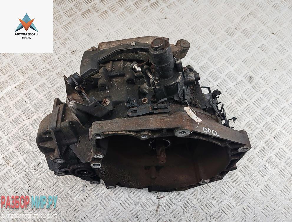 МКПП Opel Zafira 2 поколение (B) 2007, 1.9 л., дизель, МКПП, чёрный, минивэн, M32 - фото №1
