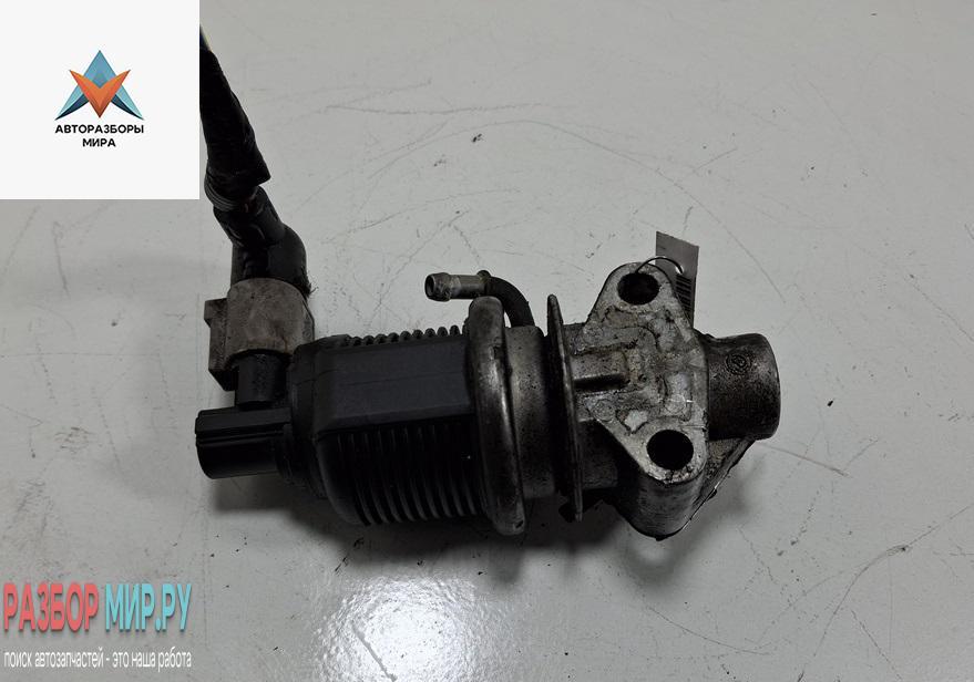 клапан EGR Volkswagen Golf 5 поколение 2004, 1.6 л., бензин, МКПП, чёрный, хетчбэк 3 дв., 06A131501J - фото №1