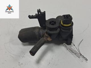 фланец (тройник) системы охлаждения Volkswagen Passat B3 1992, 1.8 л., бензин, МКПП, зелёный, седан