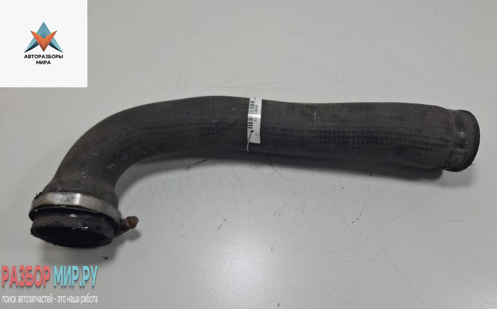 патрубок интеркулера Opel Zafira 2 поколение (B) 2007, 1.9 л., дизель, АКПП, чёрный, минивэн - фото №1