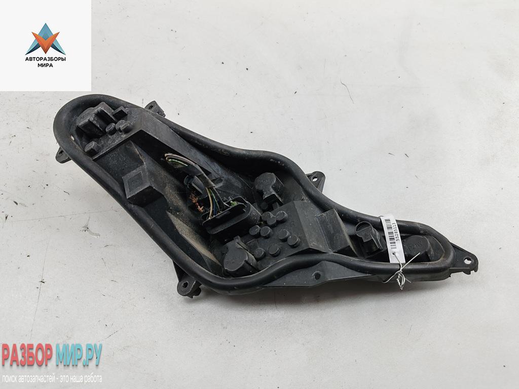 Плата фонаря заднего правого Opel Insignia 1 поколение (A) 2011, 1.4 л., бензин, МКПП, белый, седан - фото №1