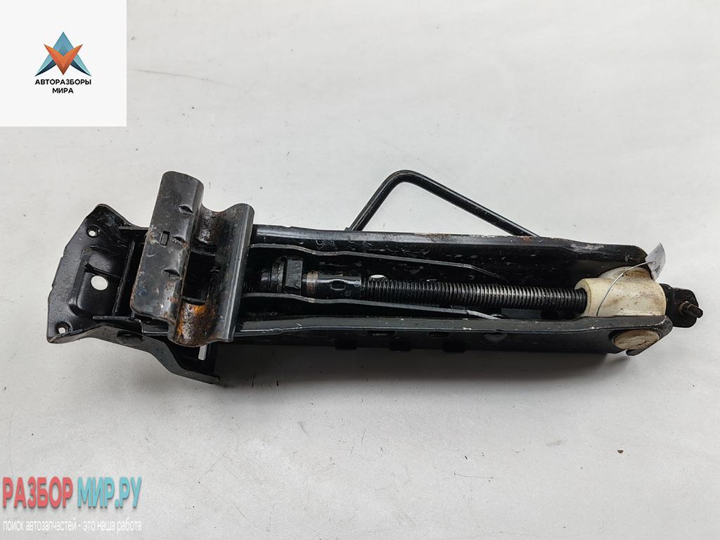 домкрат Ford Focus 1 поколение 1999, 1.6 л., i, бензин, МКПП, синий, универсал, 98AB8005D - фото №1