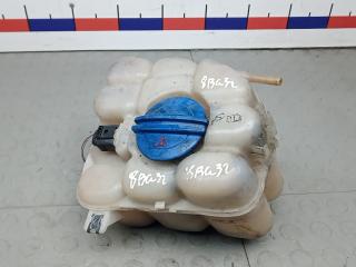 бачок расширительный Volkswagen Touareg 2 поколение 2011, 3.0 л., V6 TDI, дизель, АКПП, внедорожник 5 дв.