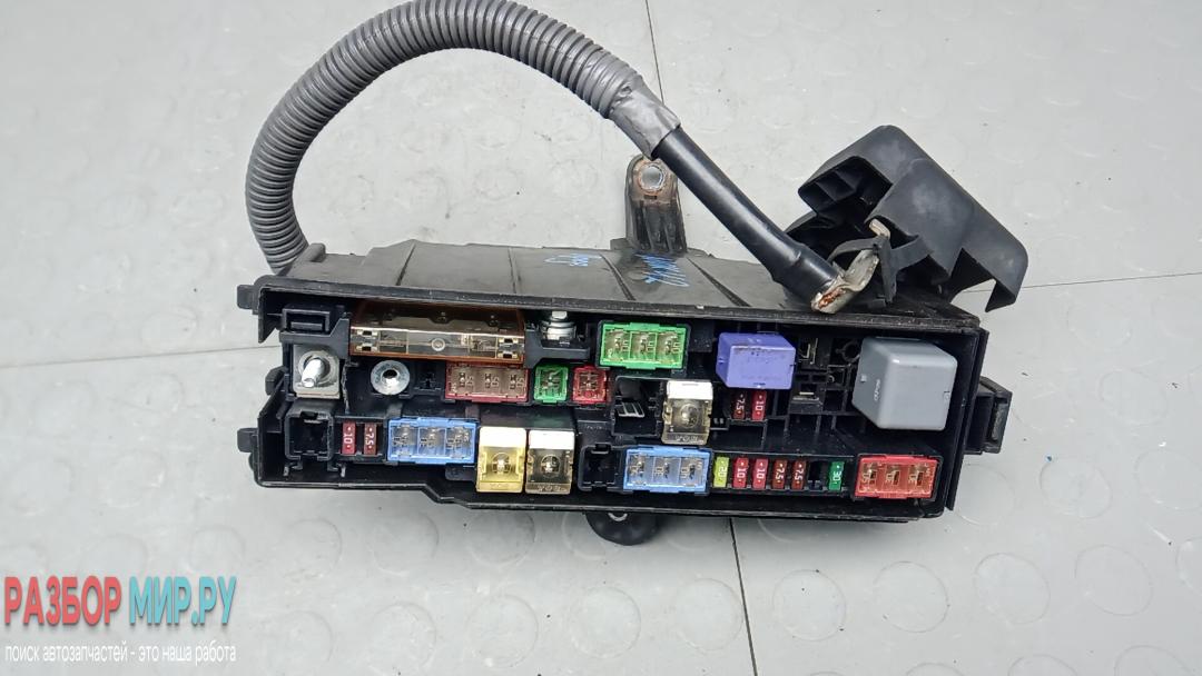 блок предохранителей Lexus GS 4 поколение 2012, 2.5 л., бензин, АКПП, седан - фото №1