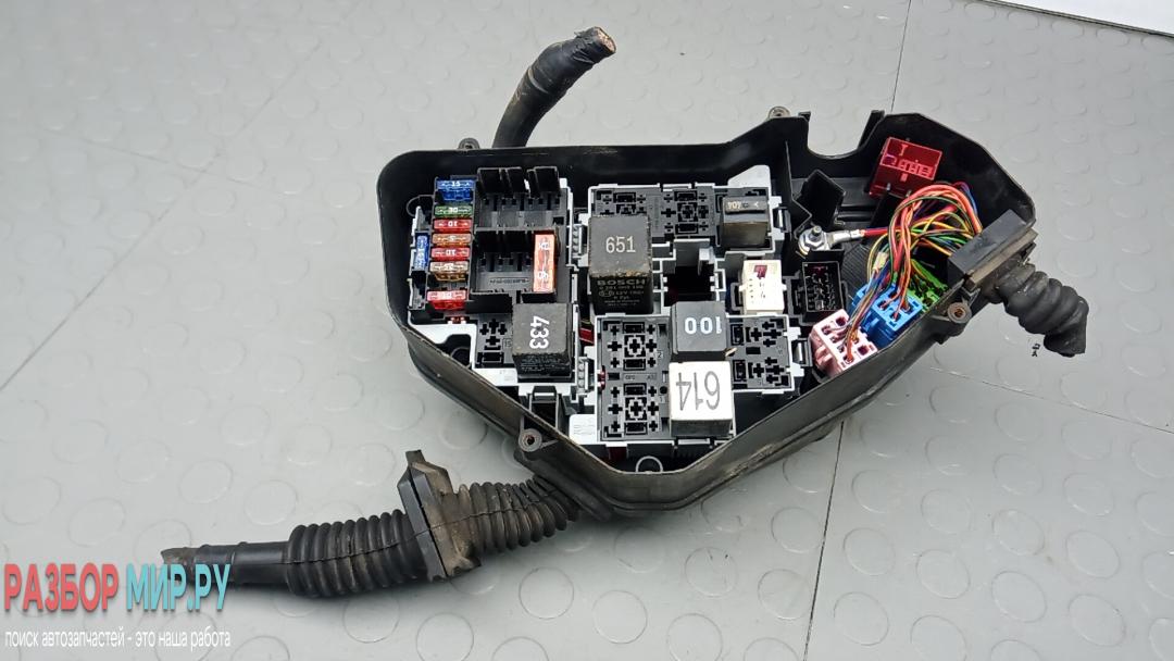 блок предохранителей Volkswagen Touareg 2 поколение 2011, 3.0 л., V6 TDI, дизель, АКПП, внедорожник 5 дв., 7L0937559 - фото №1