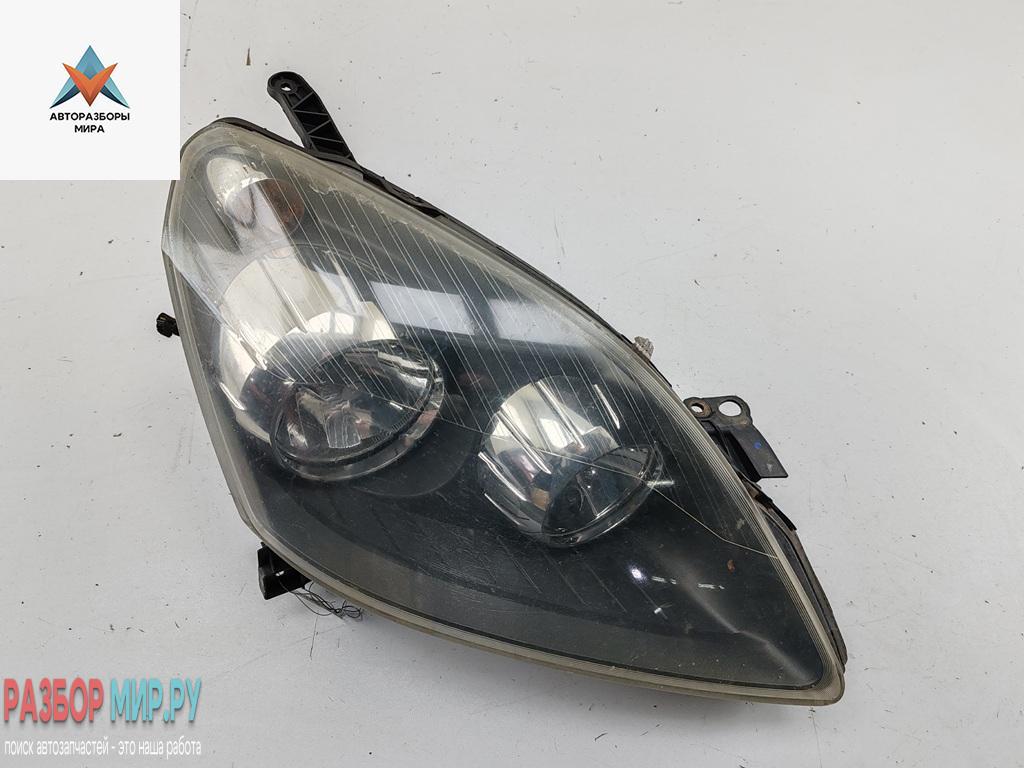 фара правая Opel Zafira 2 поколение (B) 2006, 1.9 л., дизель, МКПП, серый, минивэн, 24451053 - фото №1