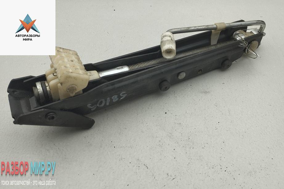 домкрат BMW 5 серия E39 1998, 2.5 л., бензин, АКПП, зелёный, седан, 1092710 - фото №1