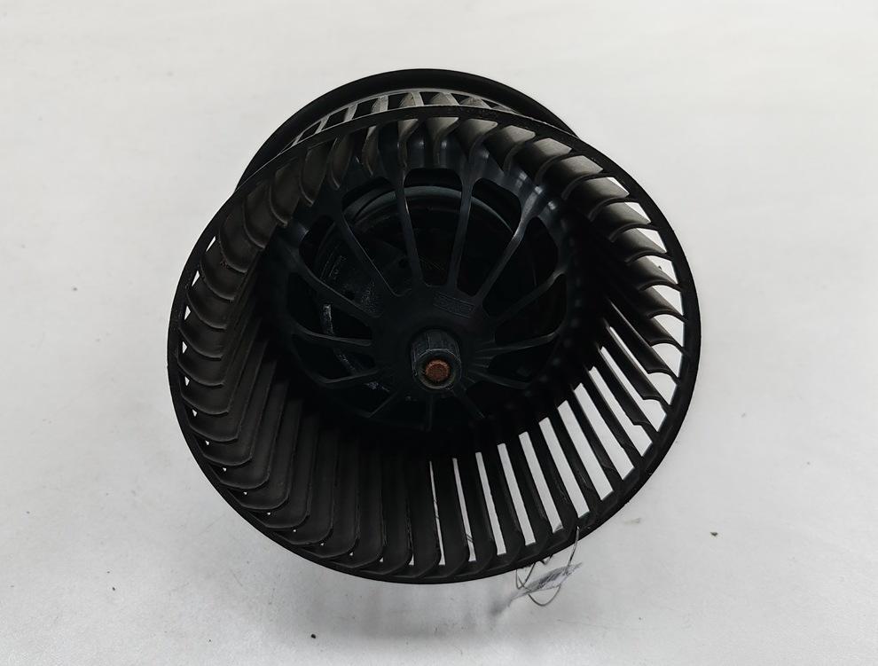 моторчик печки Ford S-Max 2006, 2.0 л., дизель, МКПП, серый, минивэн, 3M5H18456AD