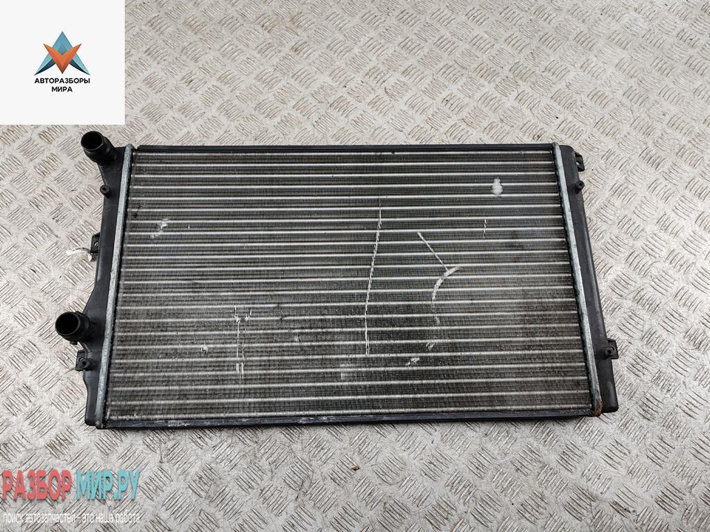радиатор охлаждения Volkswagen Touran 1 поколение 2004, 1.9 л., дизель, МКПП, синий, минивэн, 1K0121253H - фото №1