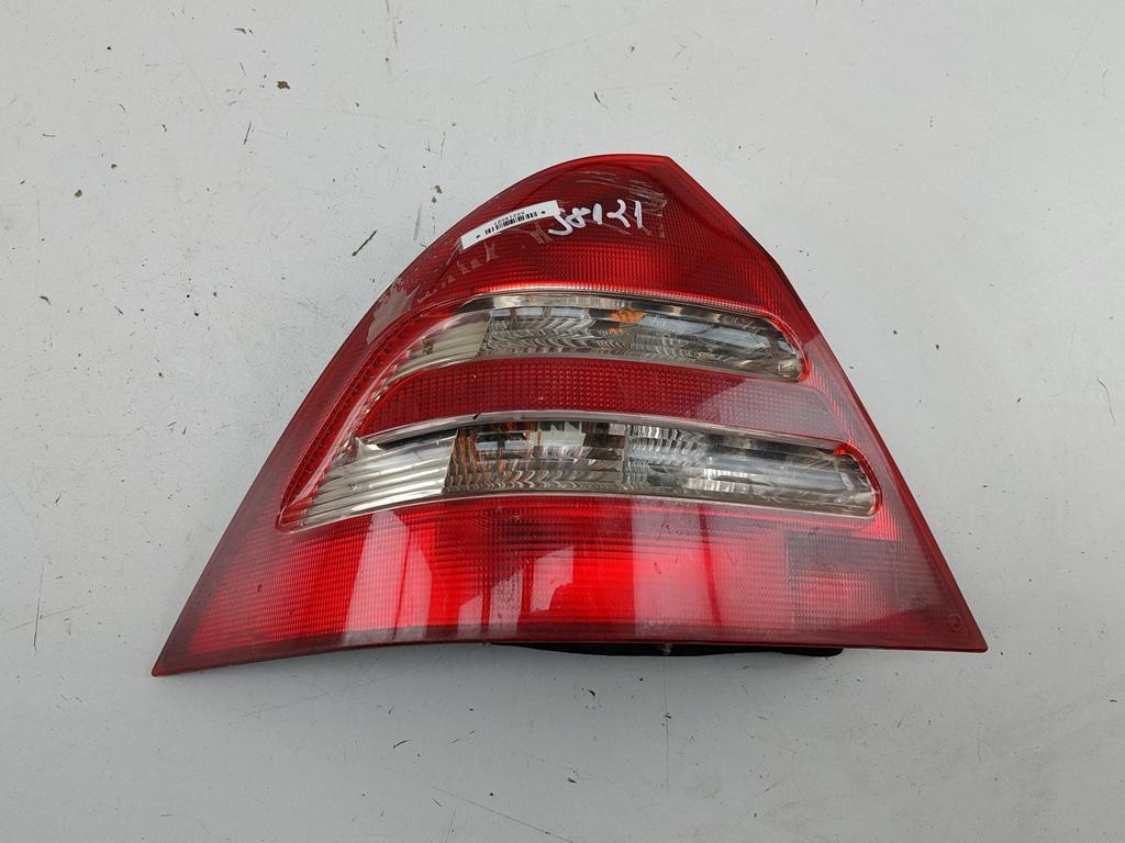 фонарь задний левый Mercedes-Benz C-Класс W203/S203/CL203 2002, 2.2 л., дизель, АКПП, серый, седан - фото №1