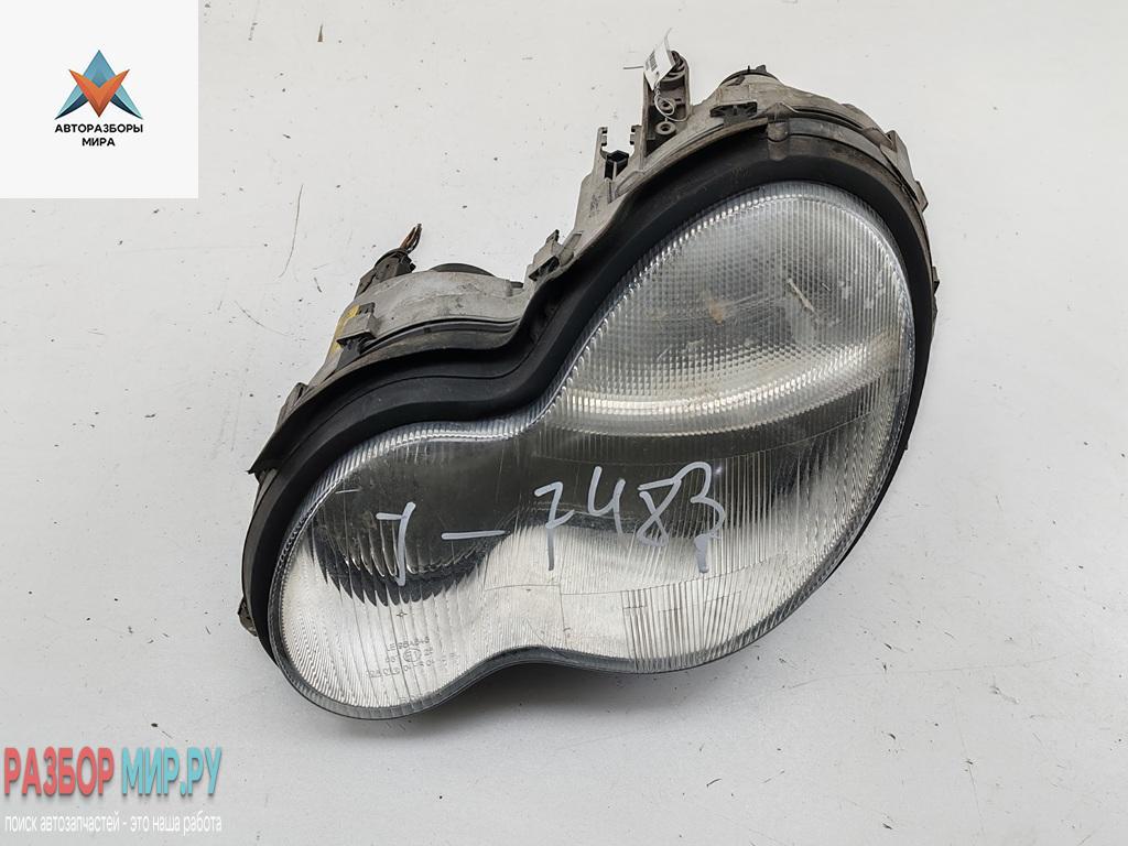 фара левая Mercedes-Benz C-Класс W203/S203/CL203 2000, 2.2 л., дизель, МКПП, серый, седан, 2038200161 - фото №1
