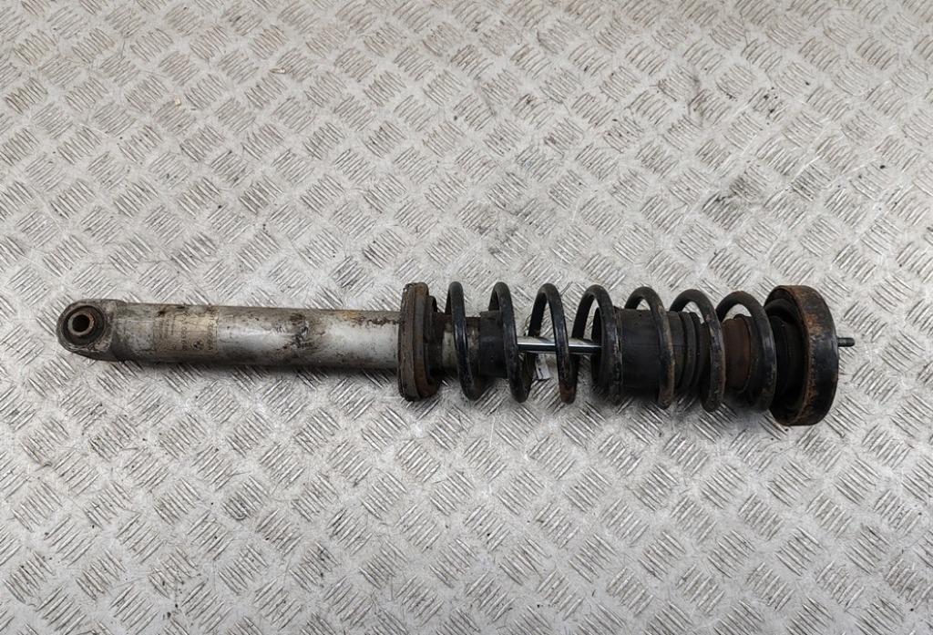 стойка передняя BMW 5 E39 1998, 2.5 л., бензин, АКПП, зелёный, седан, 1039133056A