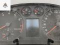 приборная панель Audi A6 4B/C5 1999, 2.4 л., бензин, АКПП, зелёный, универсал, 4B0919881A - фото №3