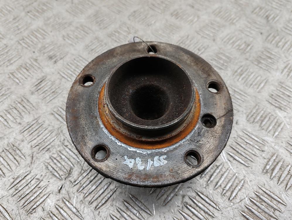 ступица передняя правая BMW 5 E60/E61 2004, 2.5 л., дизель, АКПП, чёрный, универсал