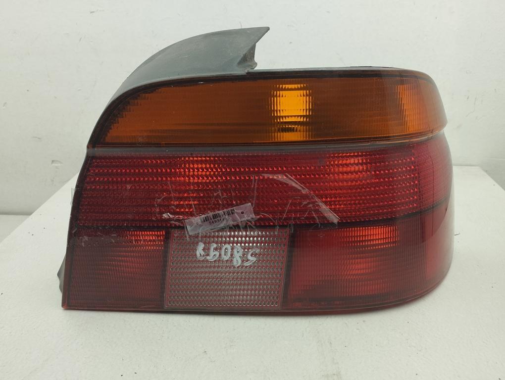 фонарь задний правый BMW 5 E39 1998, 2.0 л., бензин, МКПП, серый, седан, 8358032