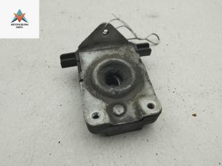 замок капота BMW 5 серия E39 1998, 2.5 л., бензин, АКПП, зелёный, седан, 8203859